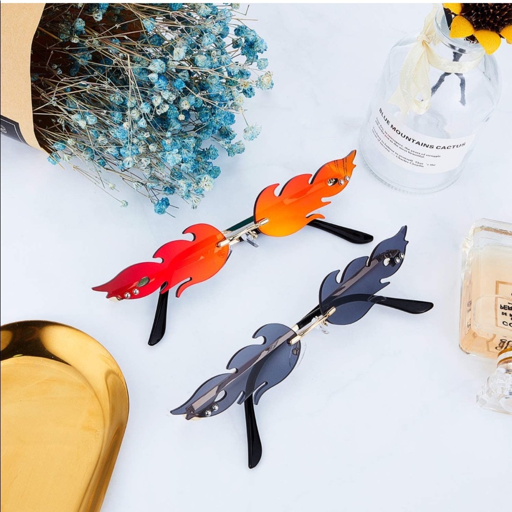 2 Piece Flame Sunglasses